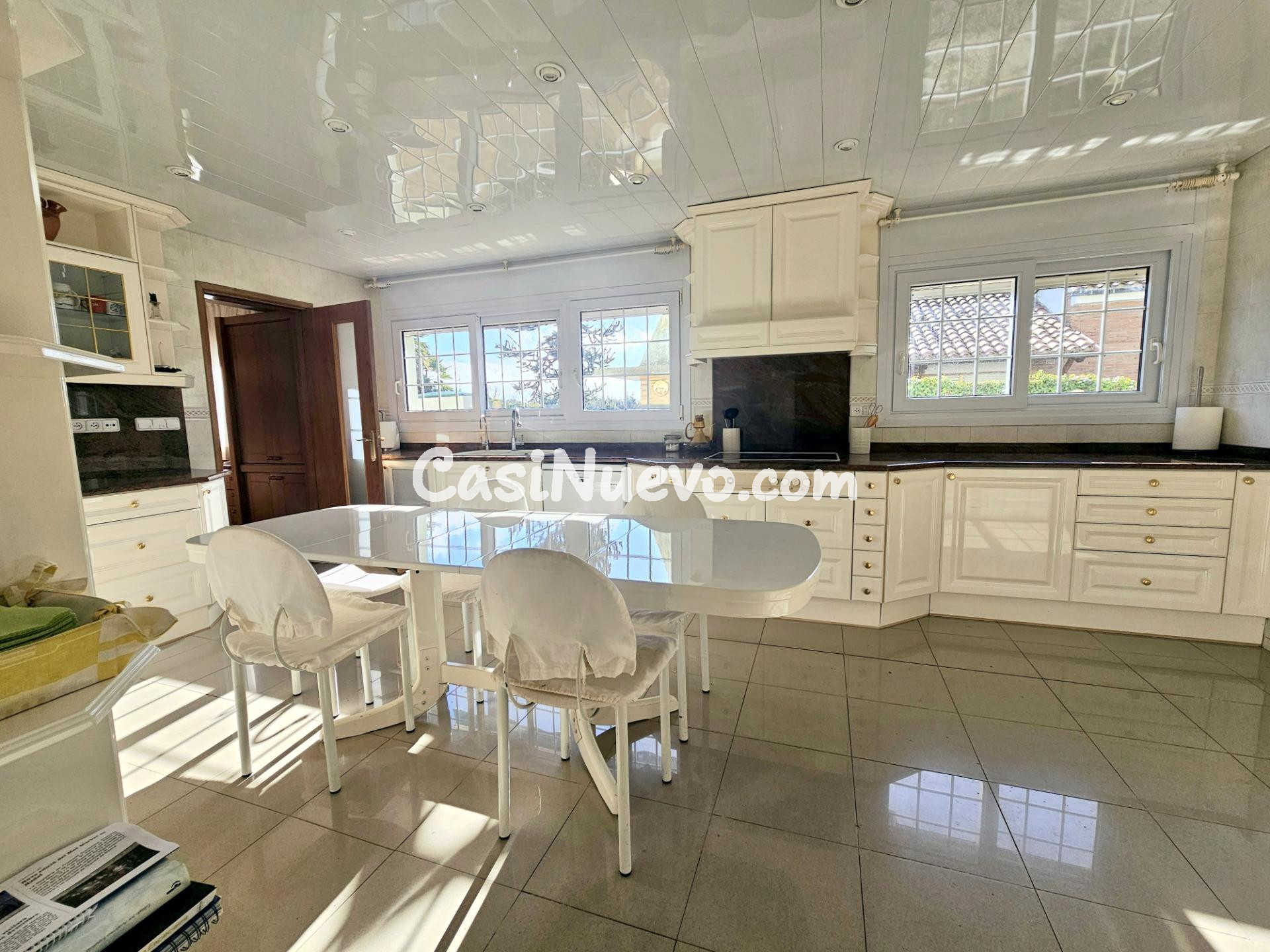 Casa con piscina en un entorno privilegiado - foto 23