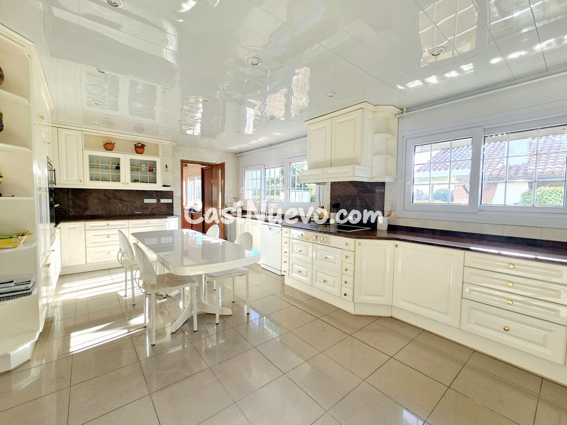 Casa con piscina en un entorno privilegiado - foto 24