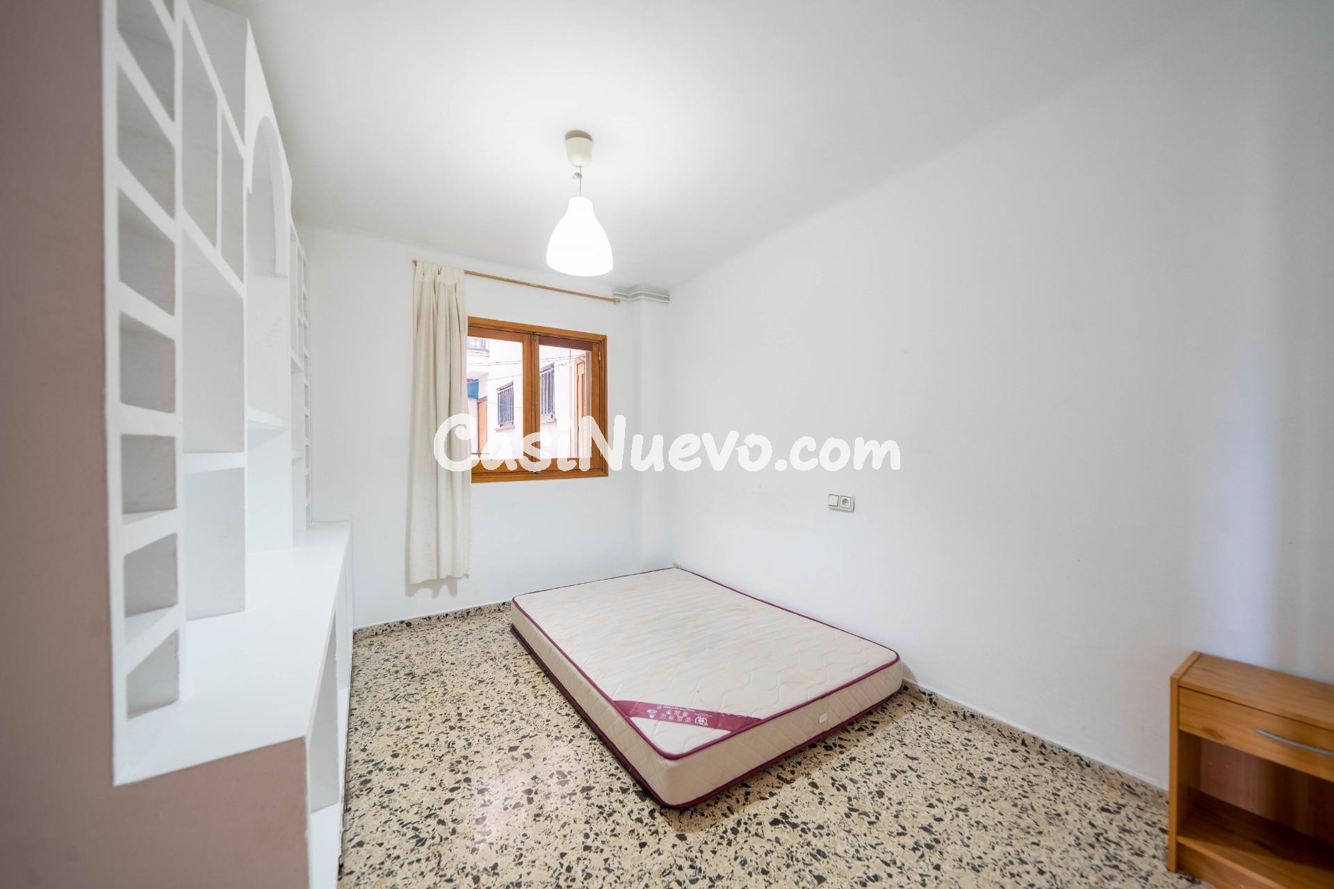 Gran Piso de 4 habitaciones, Plaza de Parking y  doble entra - foto 8