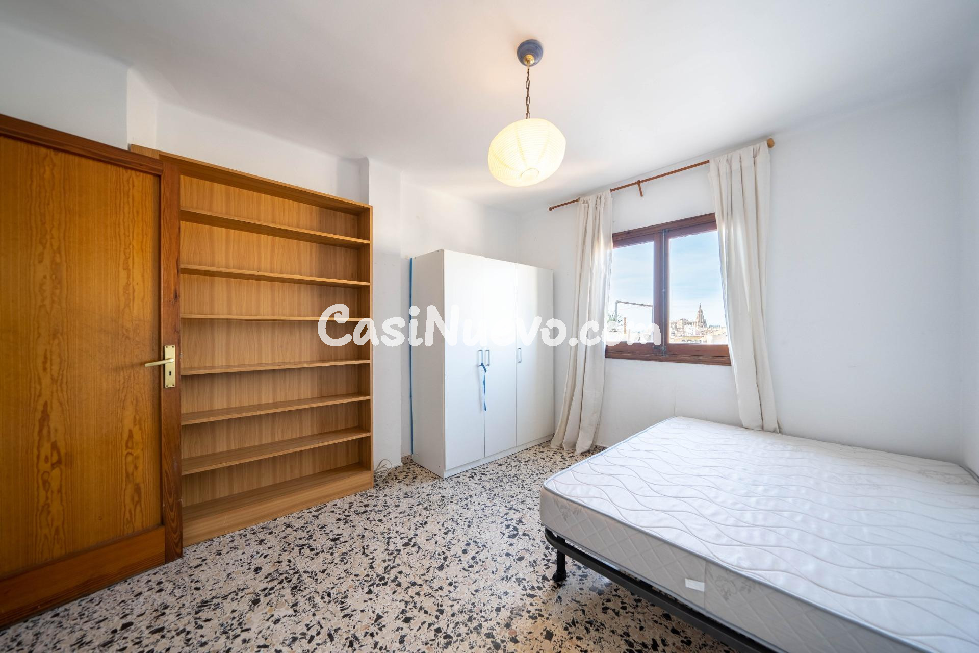 Gran Piso de 4 habitaciones, Plaza de Parking y  doble entra - foto 10