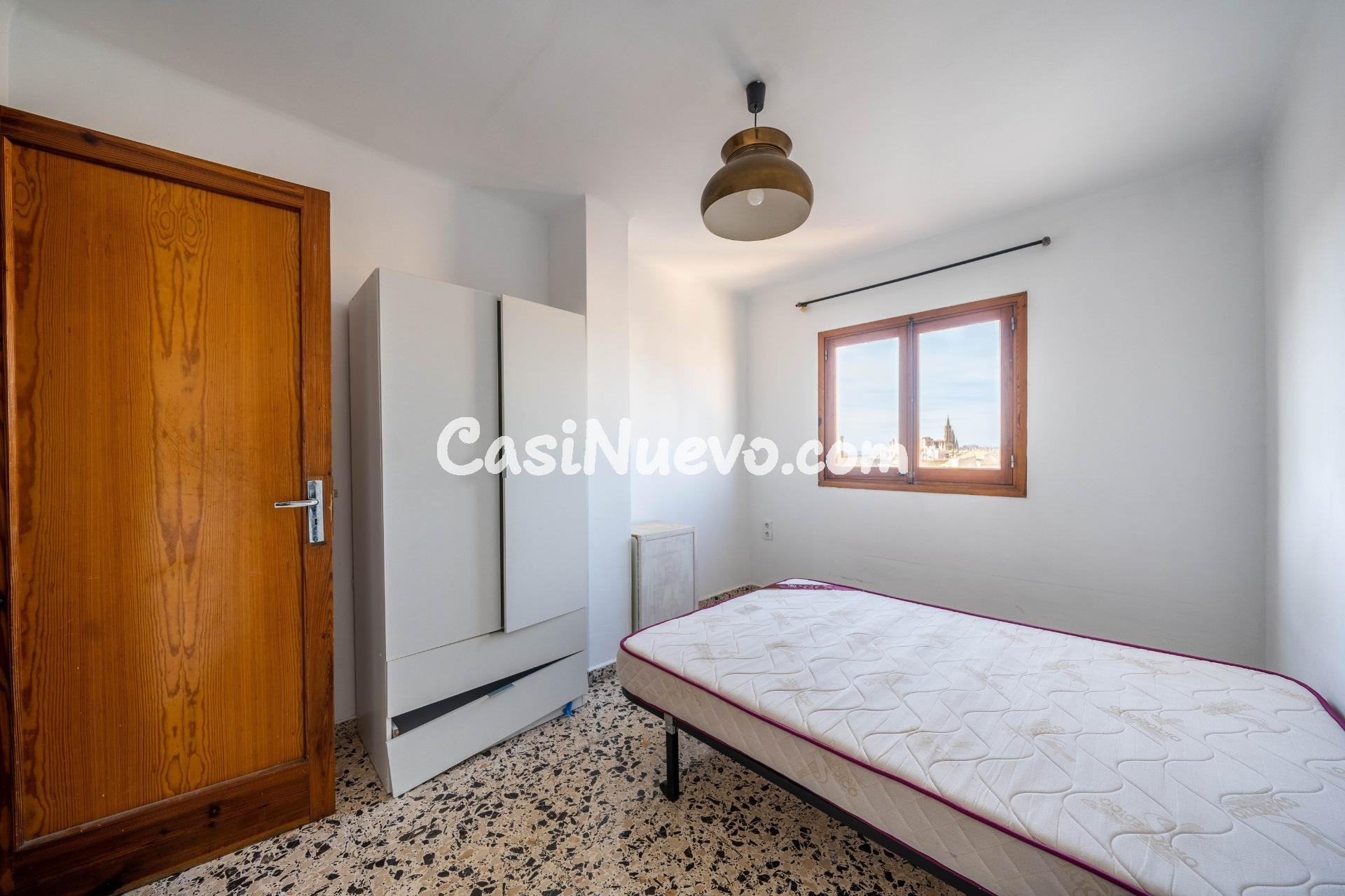 Gran Piso de 4 habitaciones, Plaza de Parking y  doble entra - foto 12