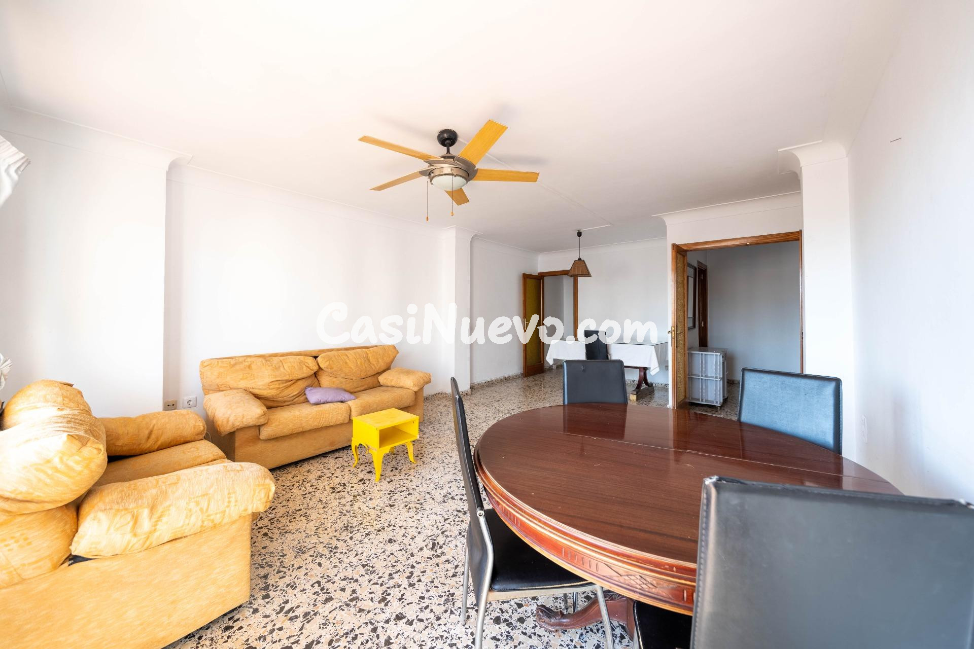 Gran Piso de 4 habitaciones, Plaza de Parking y  doble entra - foto 22