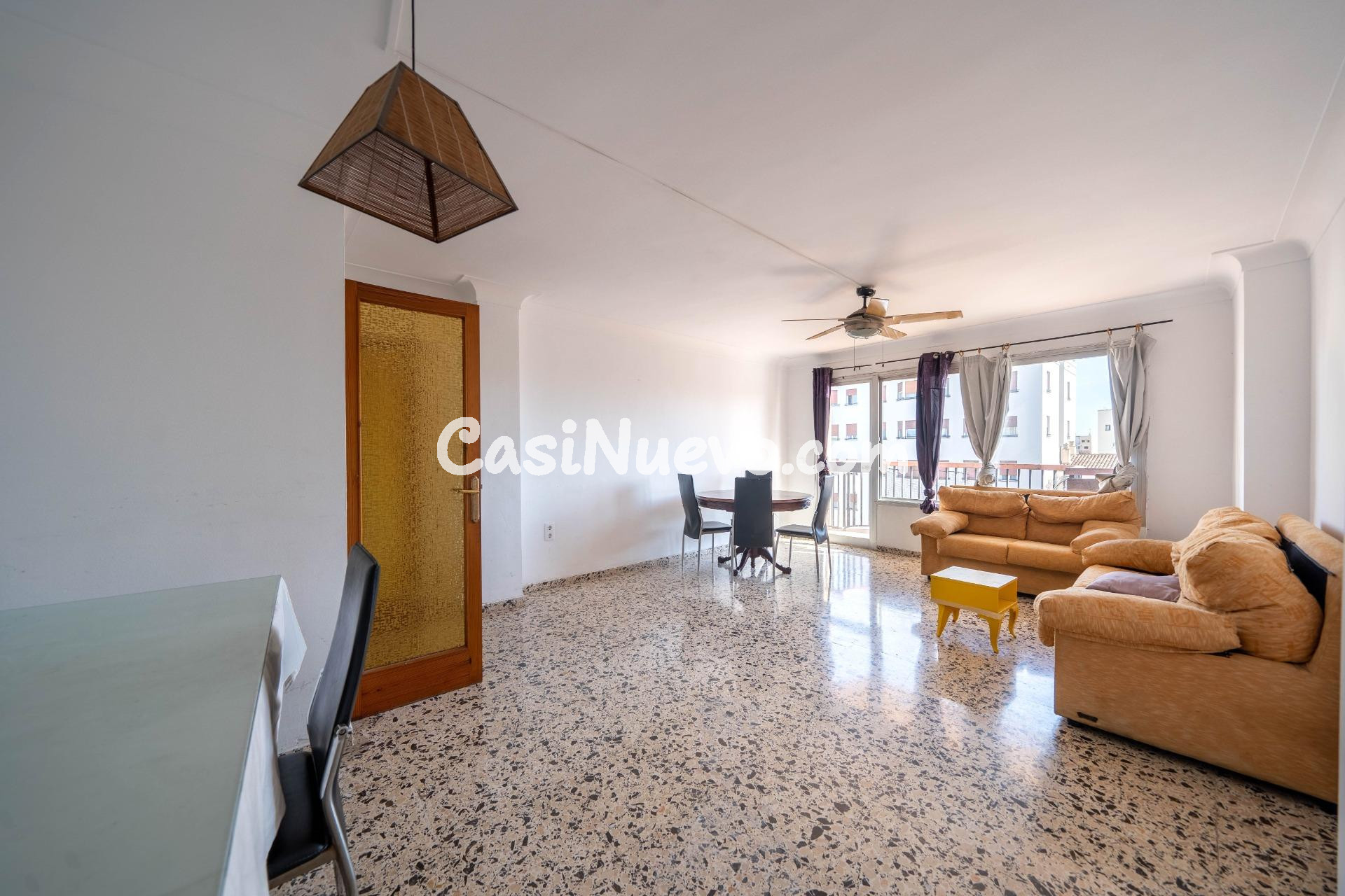 Gran Piso de 4 habitaciones, Plaza de Parking y  doble entra - foto 24