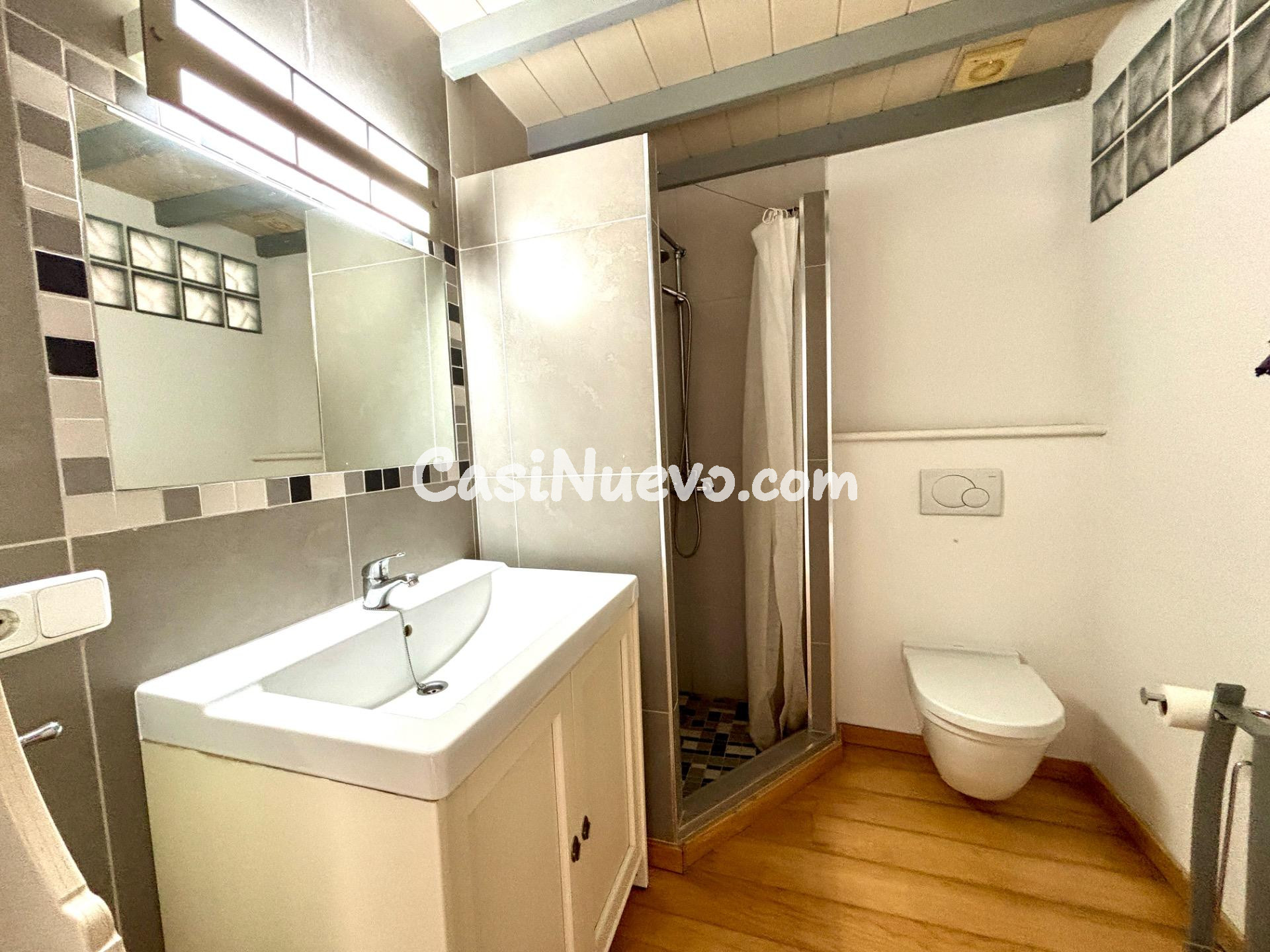 Casa de pueblo reformada con terraza y vistas a la Serra de  - foto 4