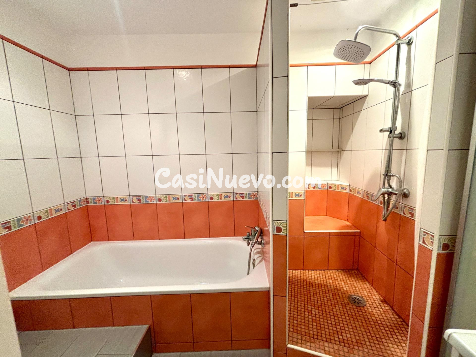 Casa de pueblo reformada con terraza y vistas a la Serra de  - foto 16