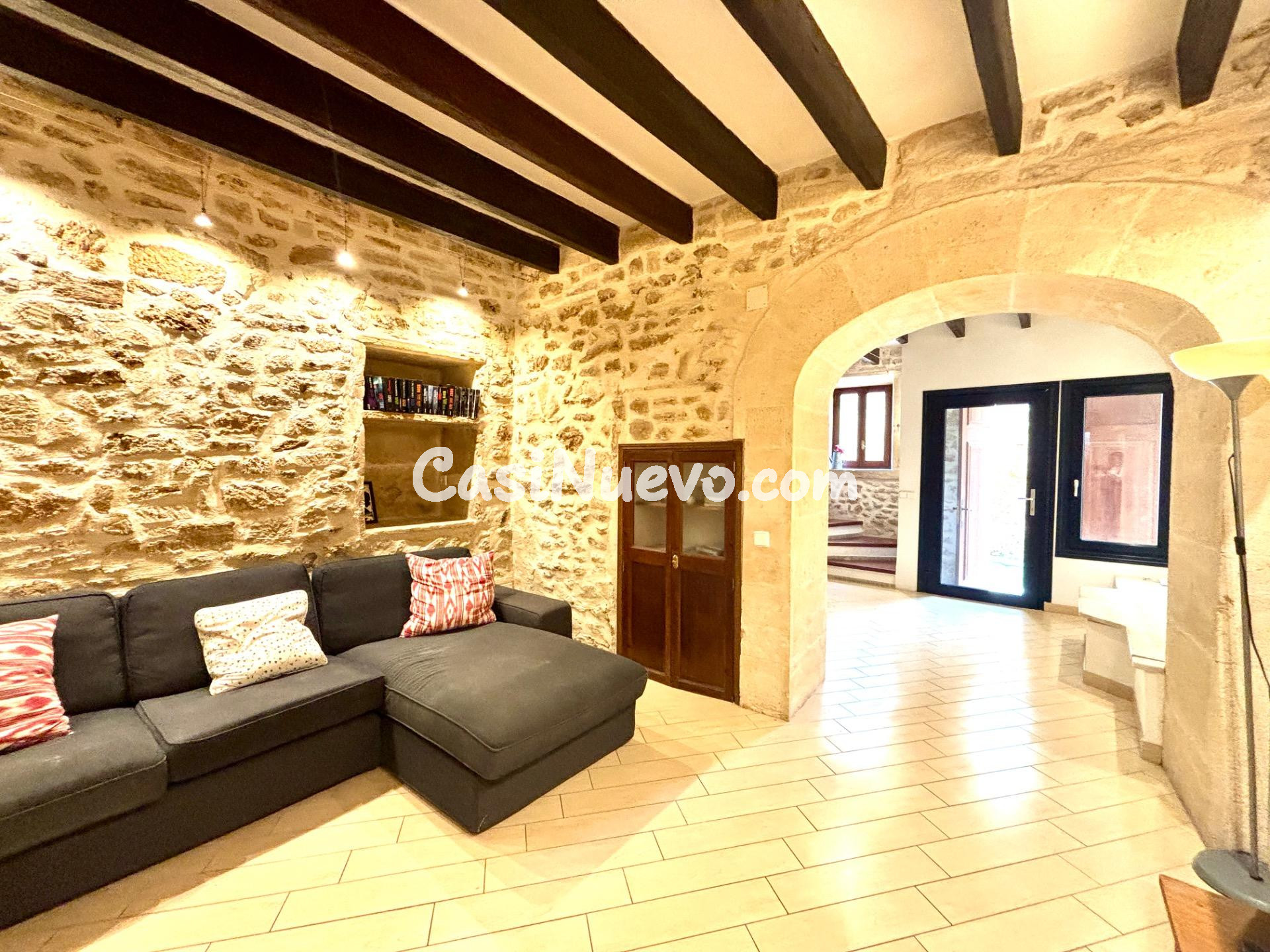 Casa de pueblo reformada con terraza y vistas a la Serra de  - foto 25