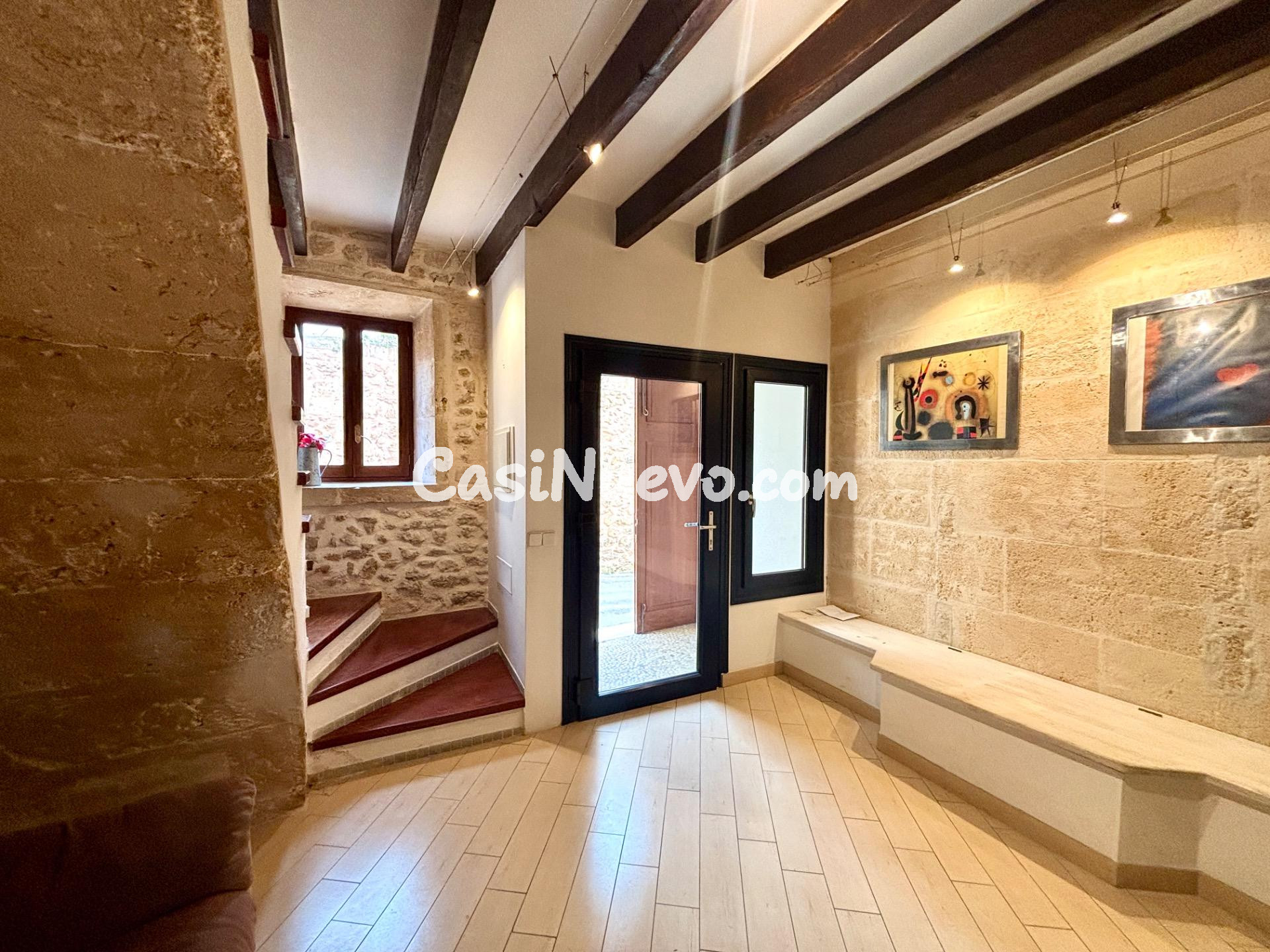 Casa de pueblo reformada con terraza y vistas a la Serra de  - foto 27