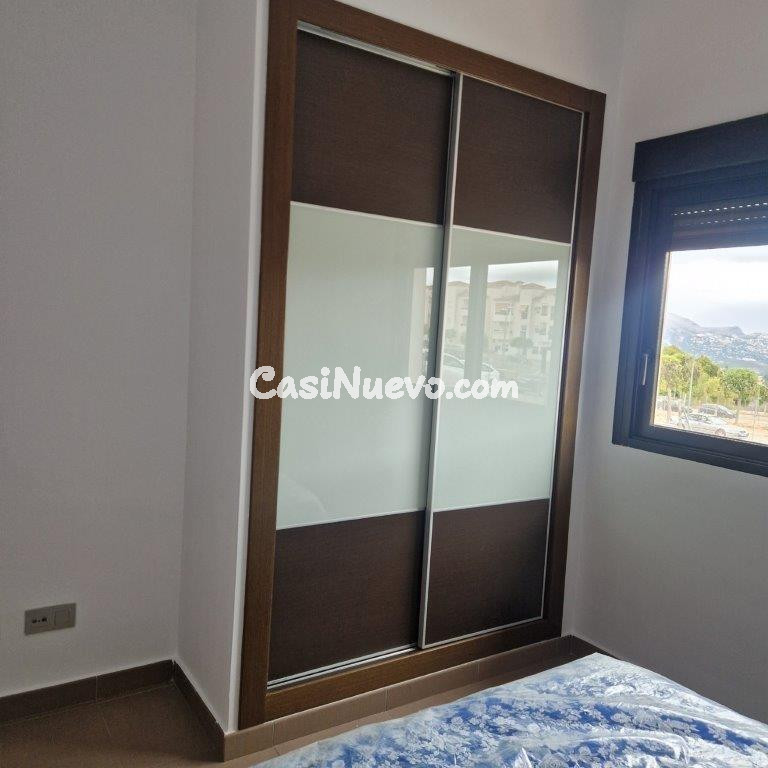 Céntrico piso de dos dormitorios y dos baños para invertir e - foto 4