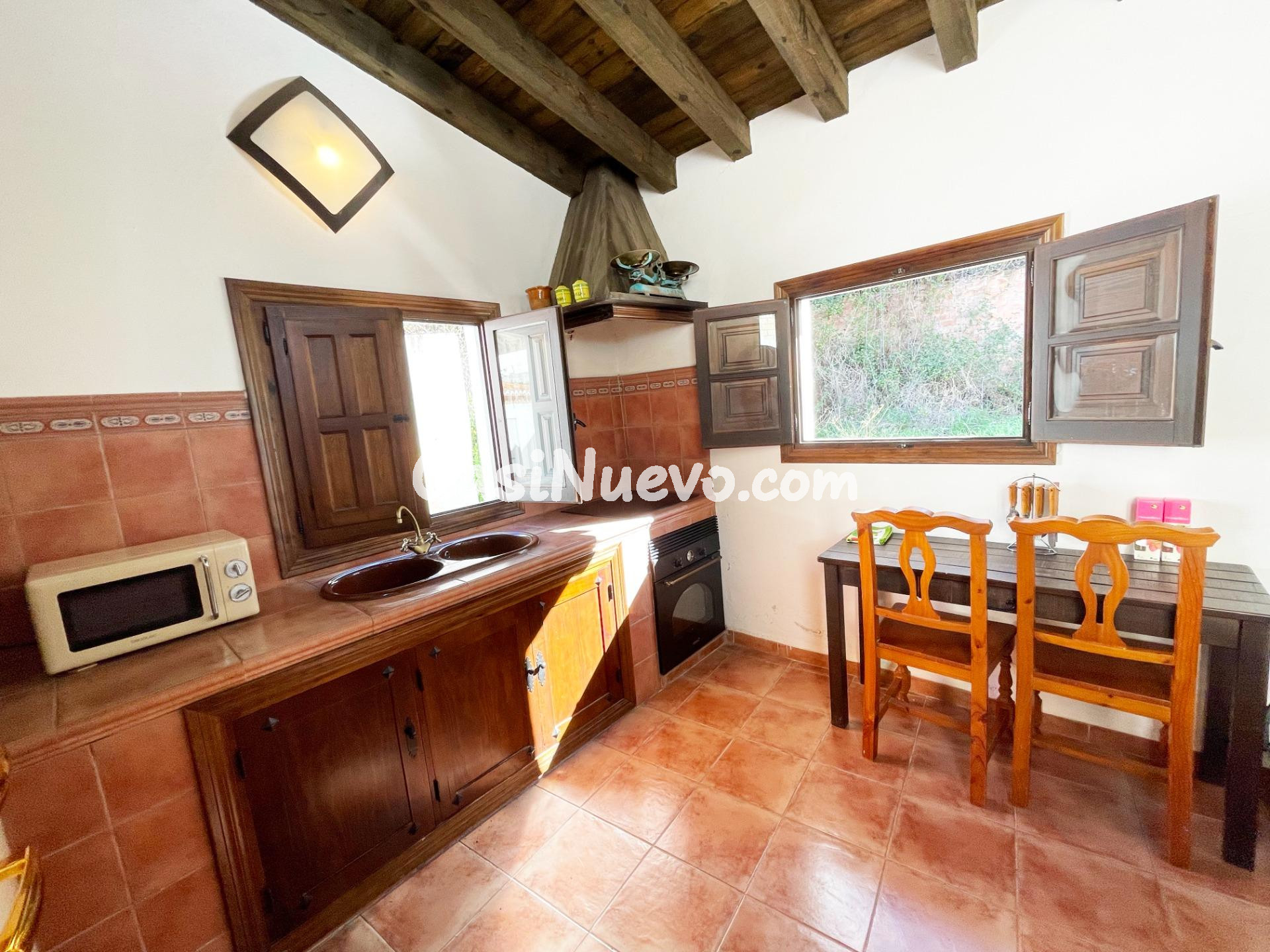 Chalet de pueblo con gran terraza privada y vistas panorámic - foto 9