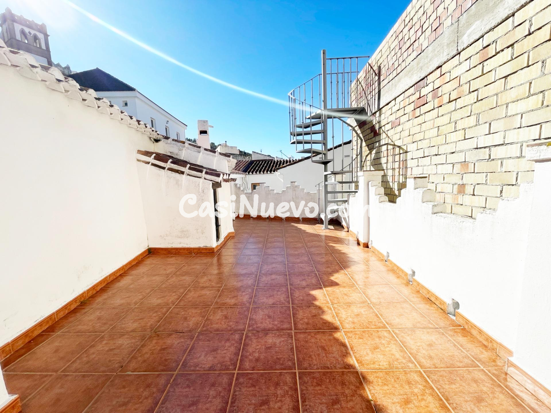 Chalet de pueblo con gran terraza privada y vistas panorámic - foto 11