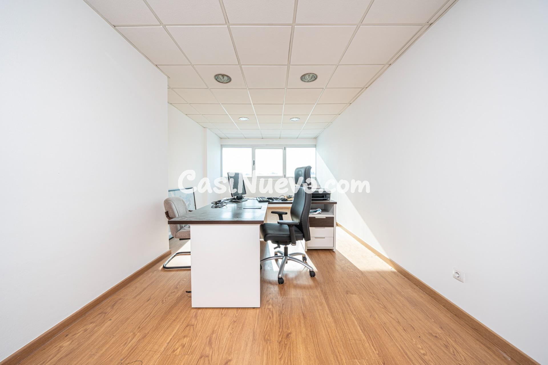 Oportunidad oficina con dos plazas de parking - foto 11