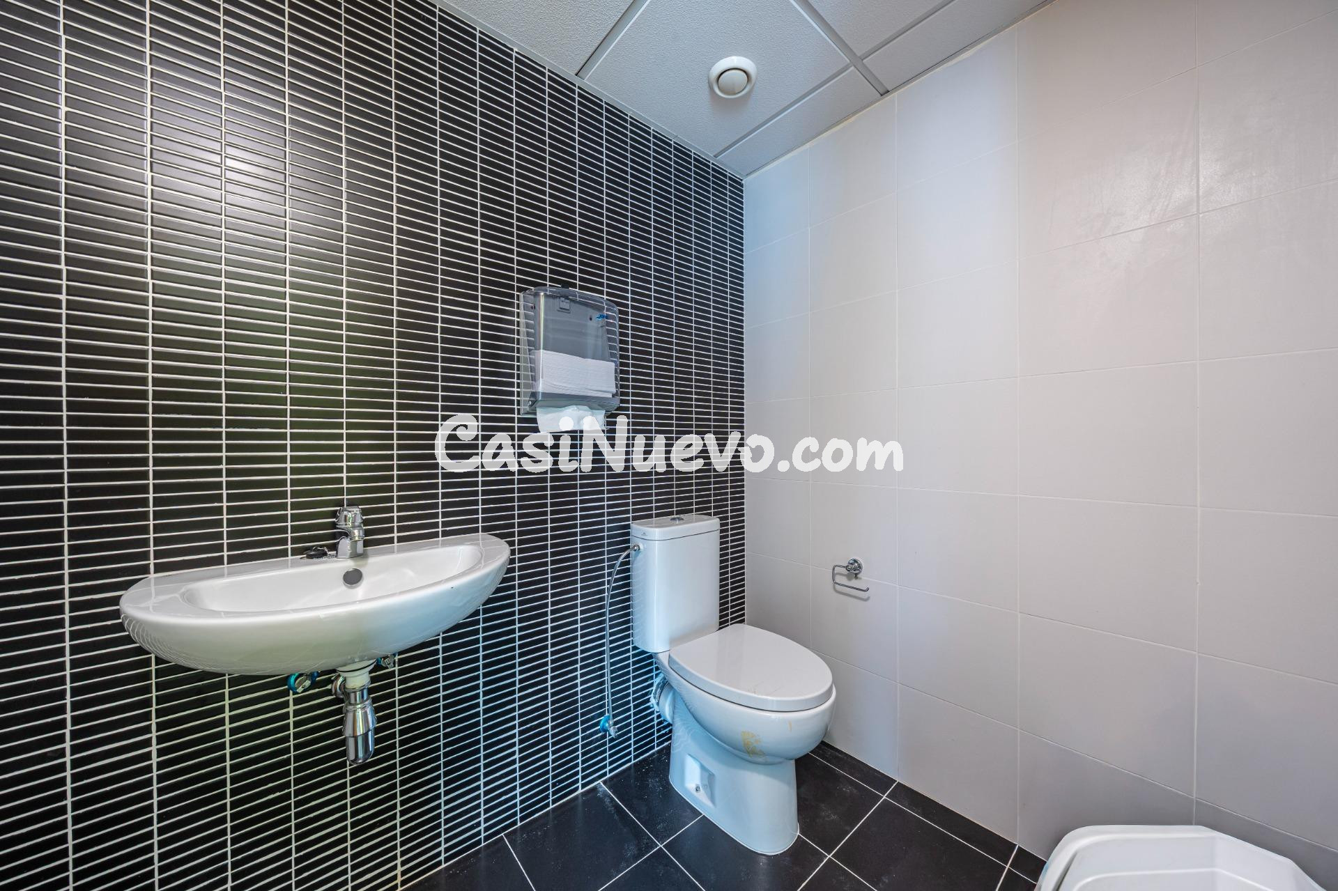 Oportunidad oficina con dos plazas de parking - foto 16