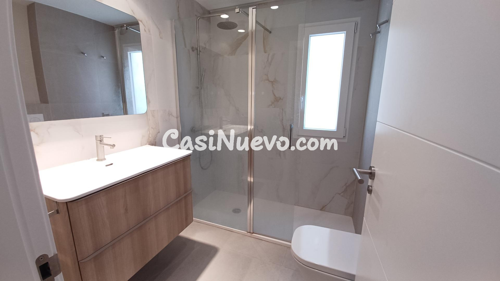 Amplio y Moderno Piso en La Creu del Grau, Valencia - Ideal  - foto 17