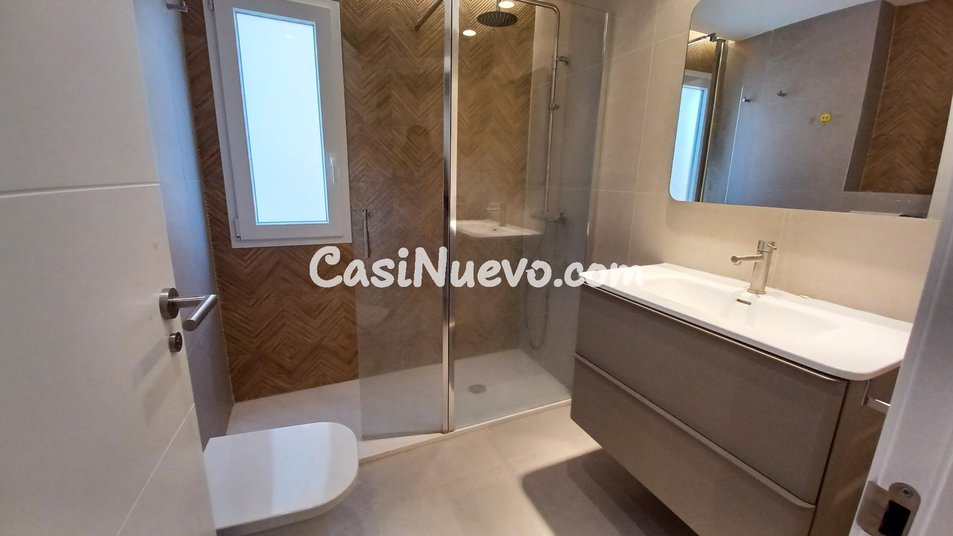 Amplio y Moderno Piso en La Creu del Grau, Valencia - Ideal  - foto 19