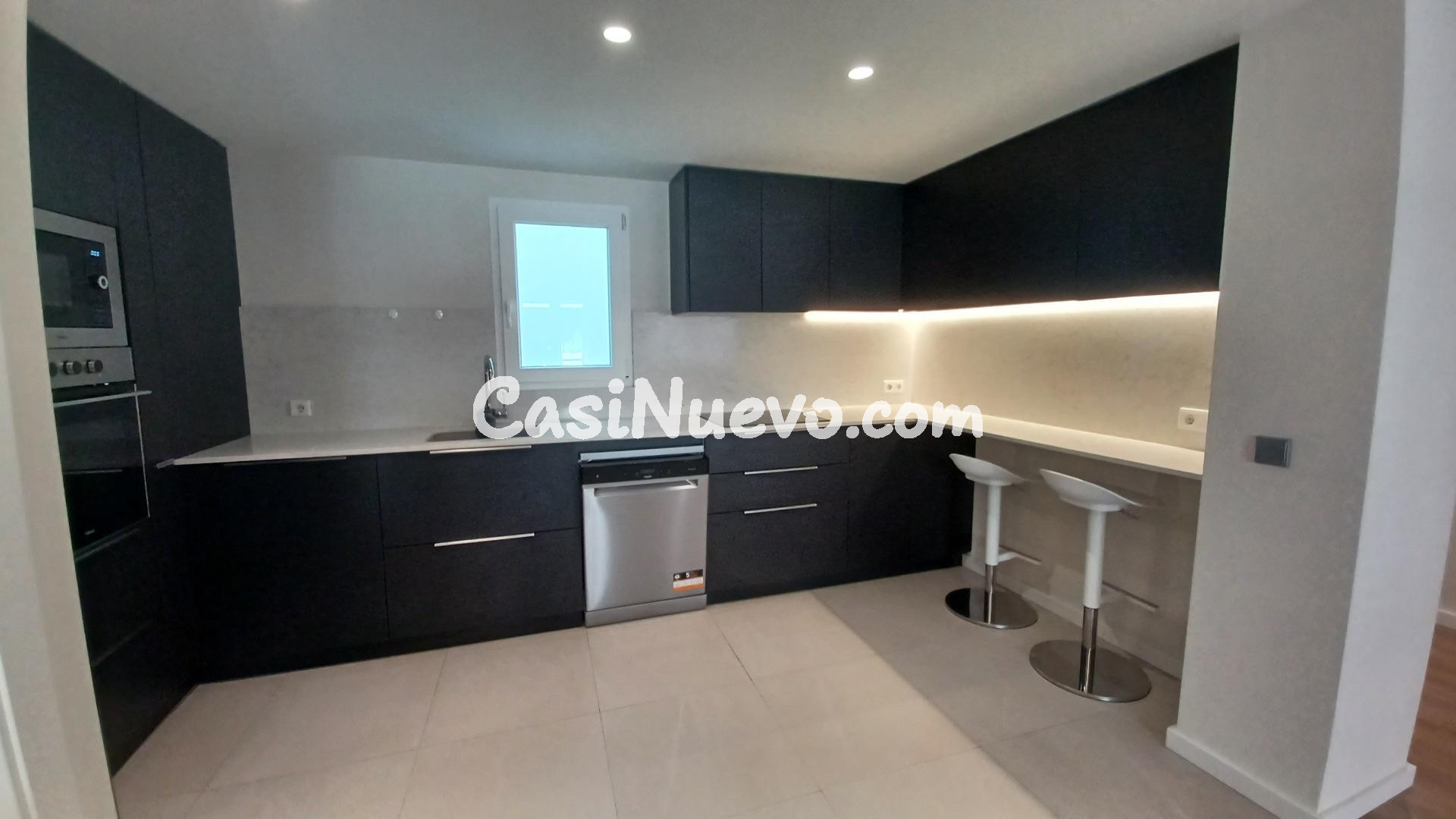 Amplio y Moderno Piso en La Creu del Grau, Valencia - Ideal  - foto 24