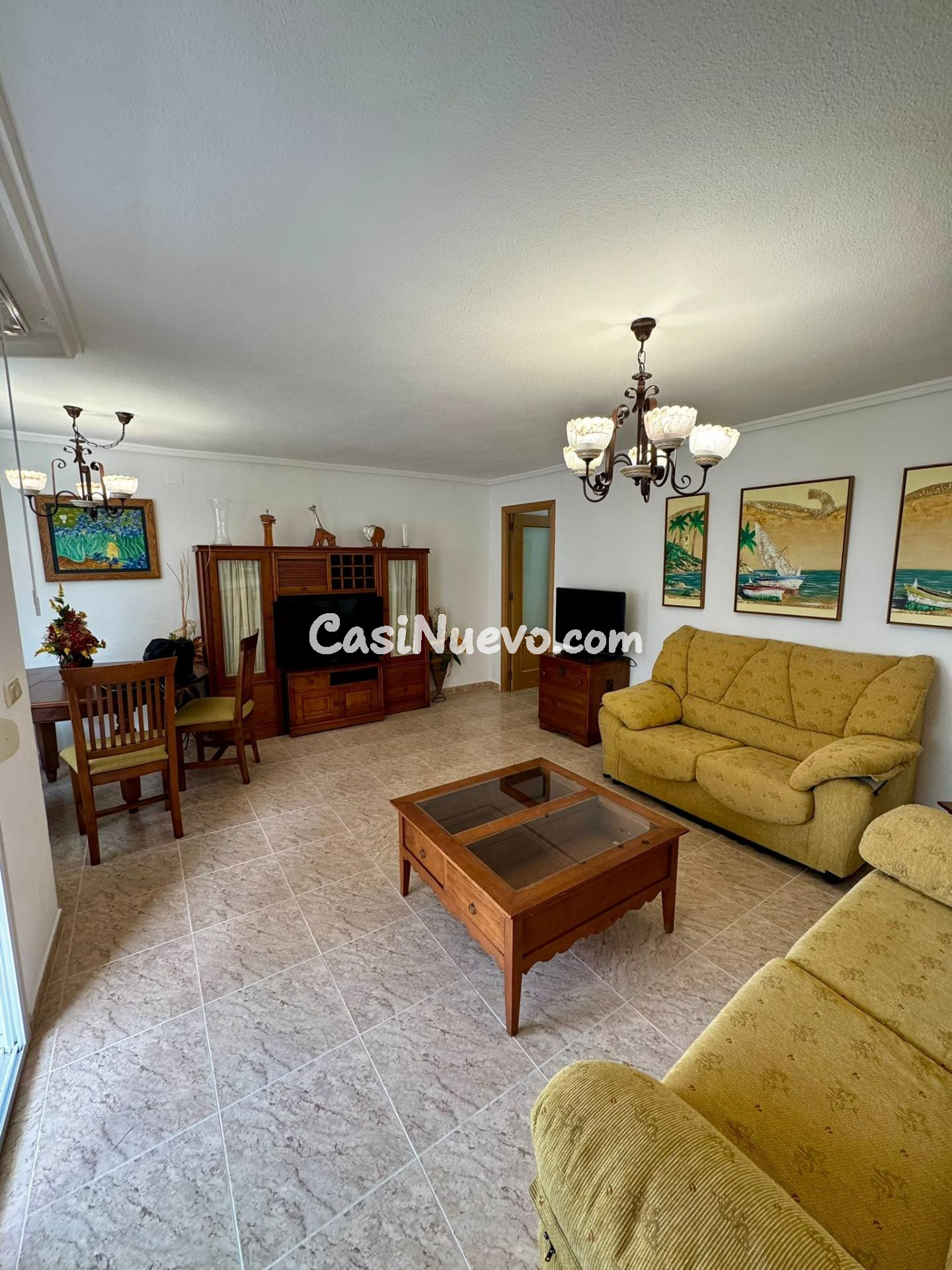 Apartamento en esquina en el corazón de Torrevieja - foto 2