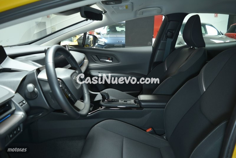 Toyota Prius - foto 8