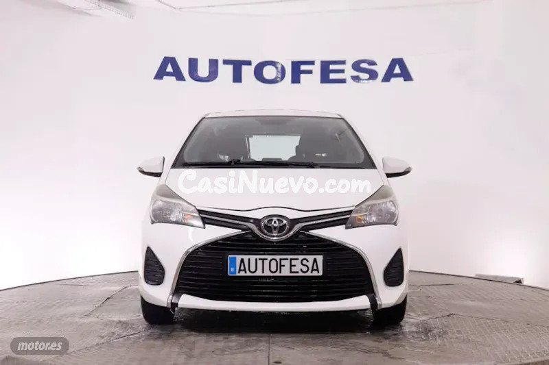 Toyota Yaris - foto 2