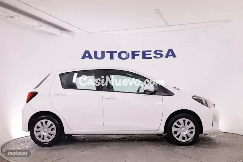 Toyota Yaris - foto 10