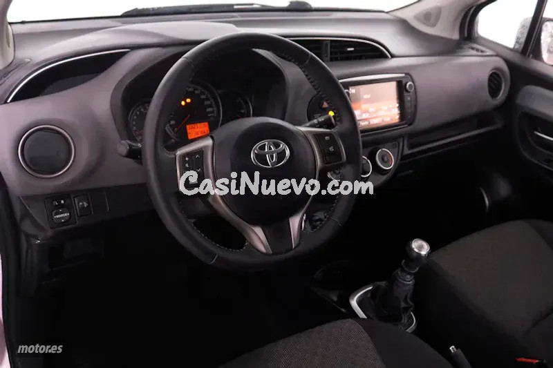 Toyota Yaris - foto 11