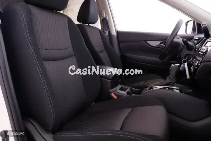 Nissan X Trail - foto 18