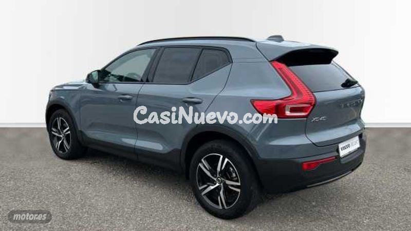 Volvo XC40 - foto 2