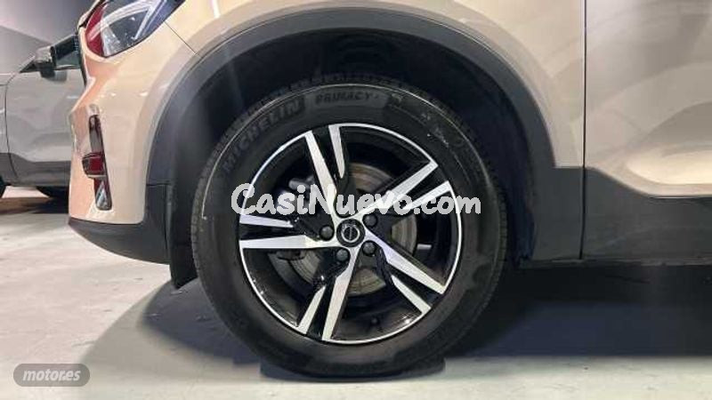Volvo XC40 - foto 10