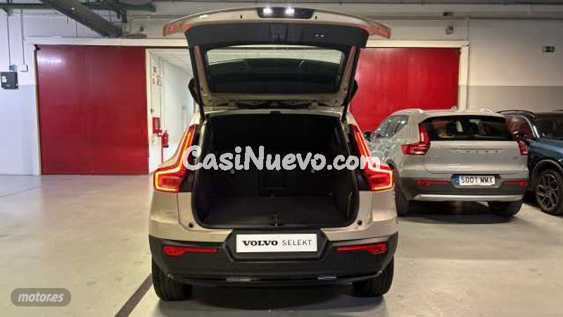 Volvo XC40 - foto 14