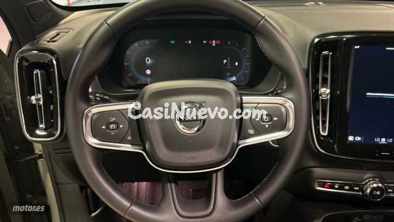 Volvo XC40 - foto 11