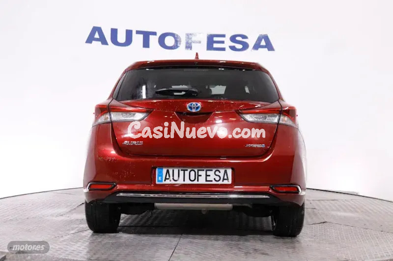 Toyota Auris - foto 5