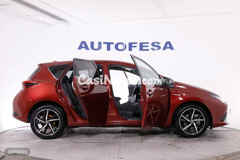 Toyota Auris - foto 9