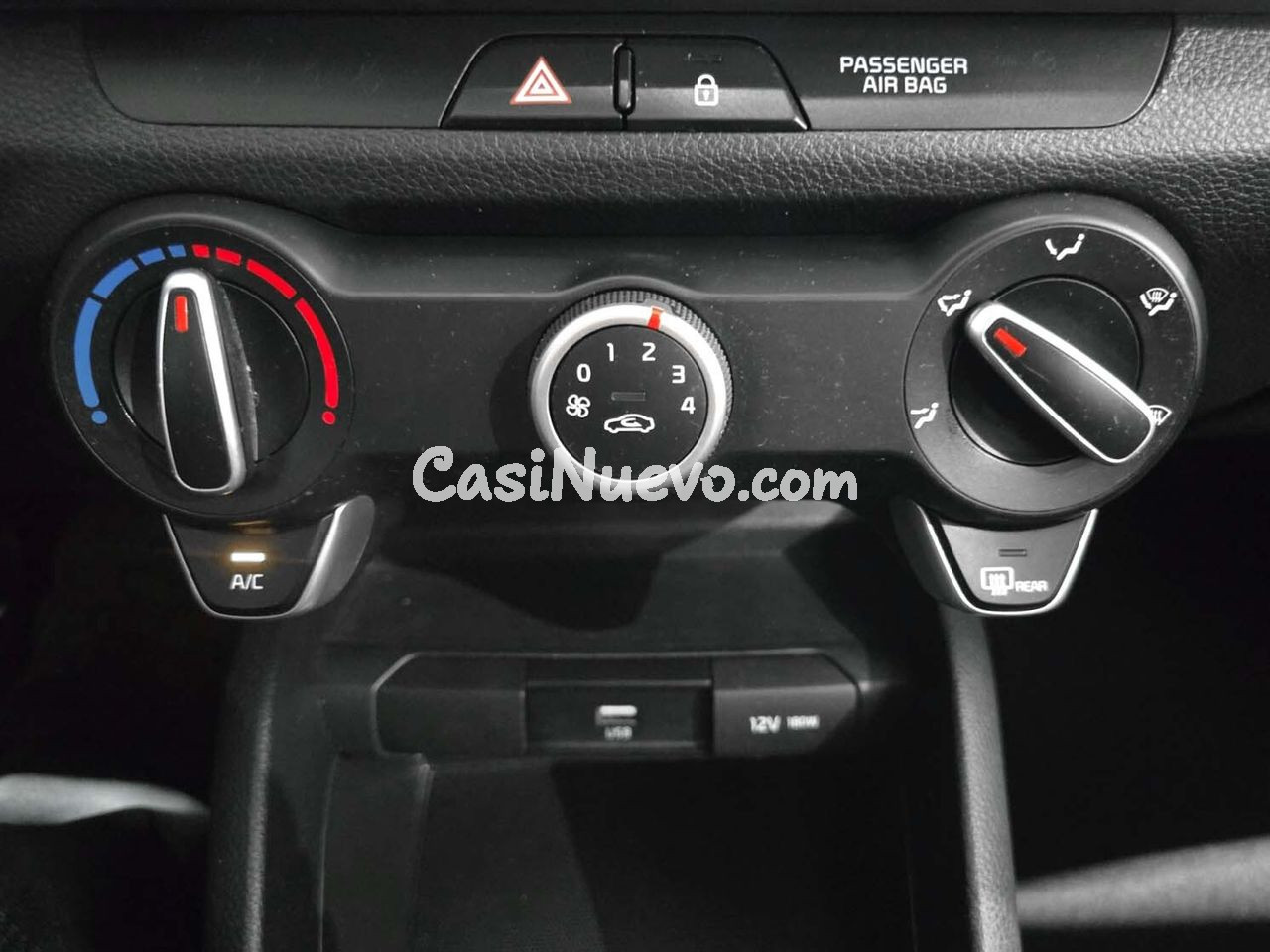 Kia Stonic Concept - foto 18