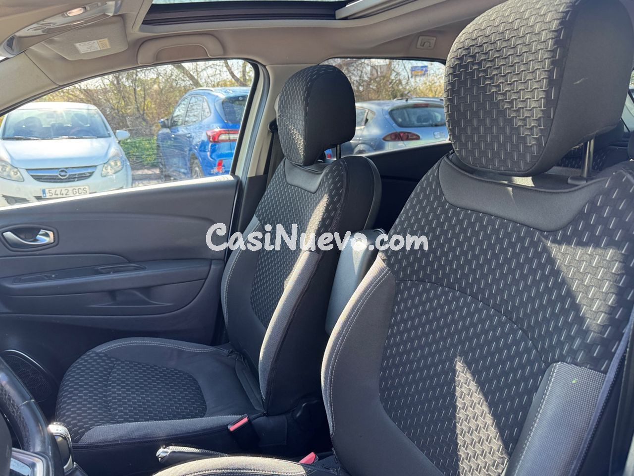 Renault Captur Zen - foto 21