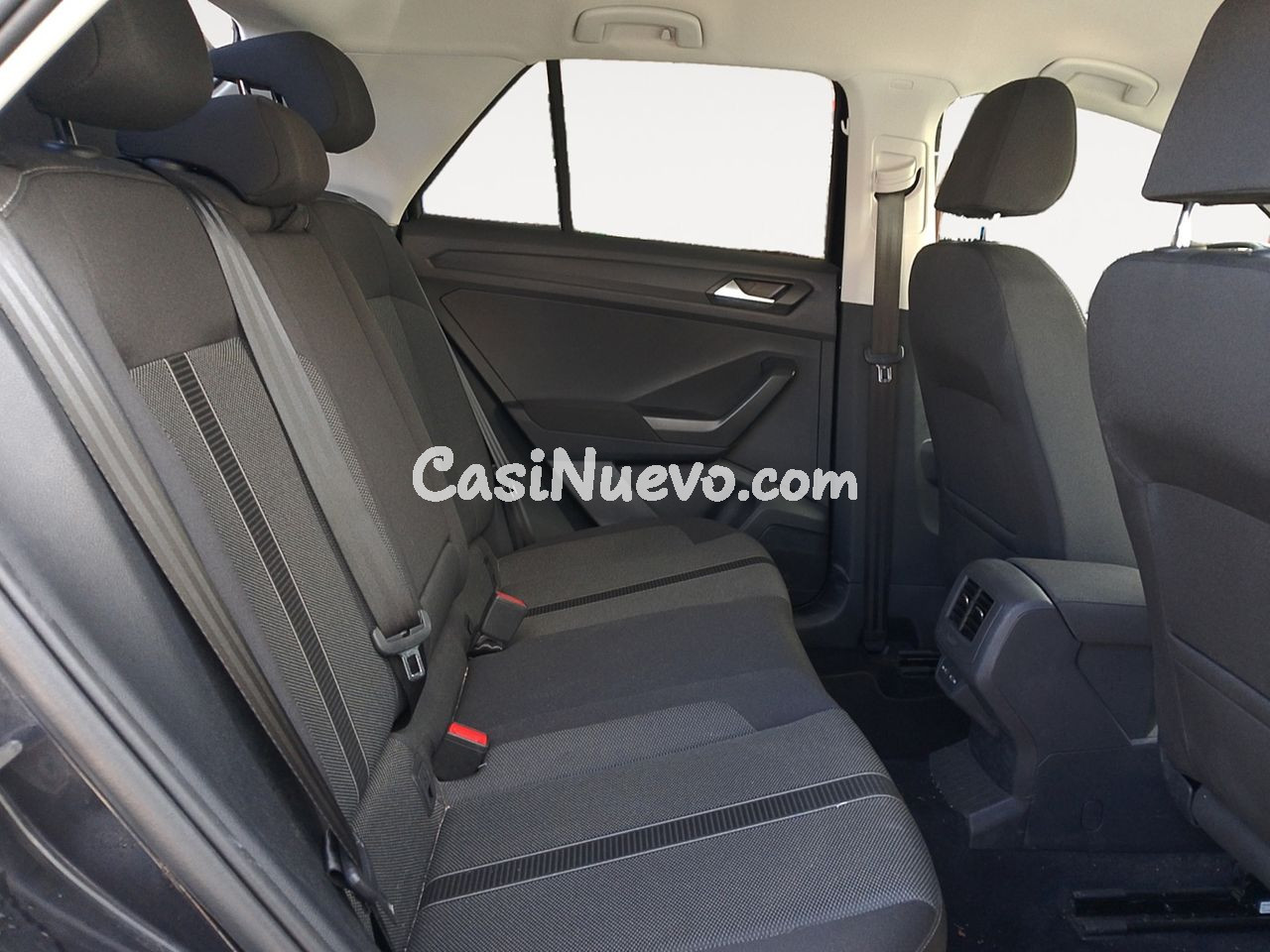 Volkswagen T-Roc Life - foto 9