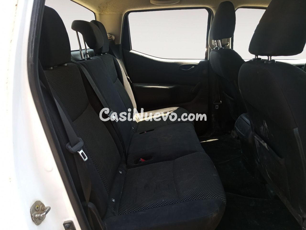 Nissan Navara 2.3 dCi Visia Double Cab 4x4 - foto 8