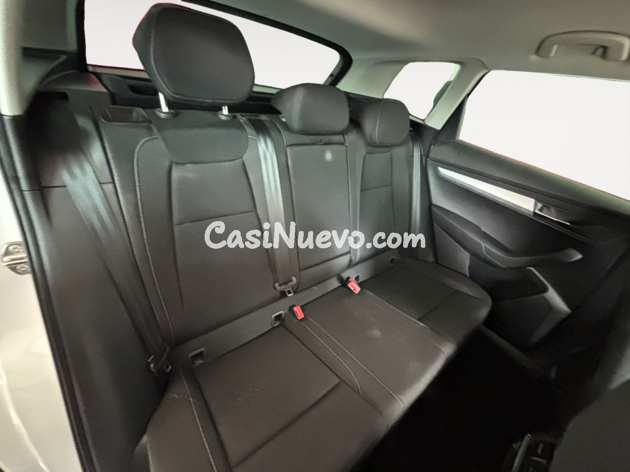 Skoda Karoq 2.0 TDI Ambition - foto 10