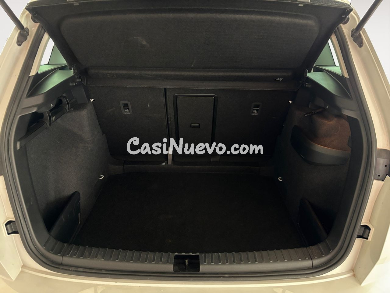 Skoda Karoq 2.0 TDI Ambition - foto 12