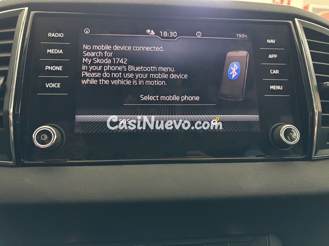 Skoda Karoq 2.0 TDI Ambition - foto 17