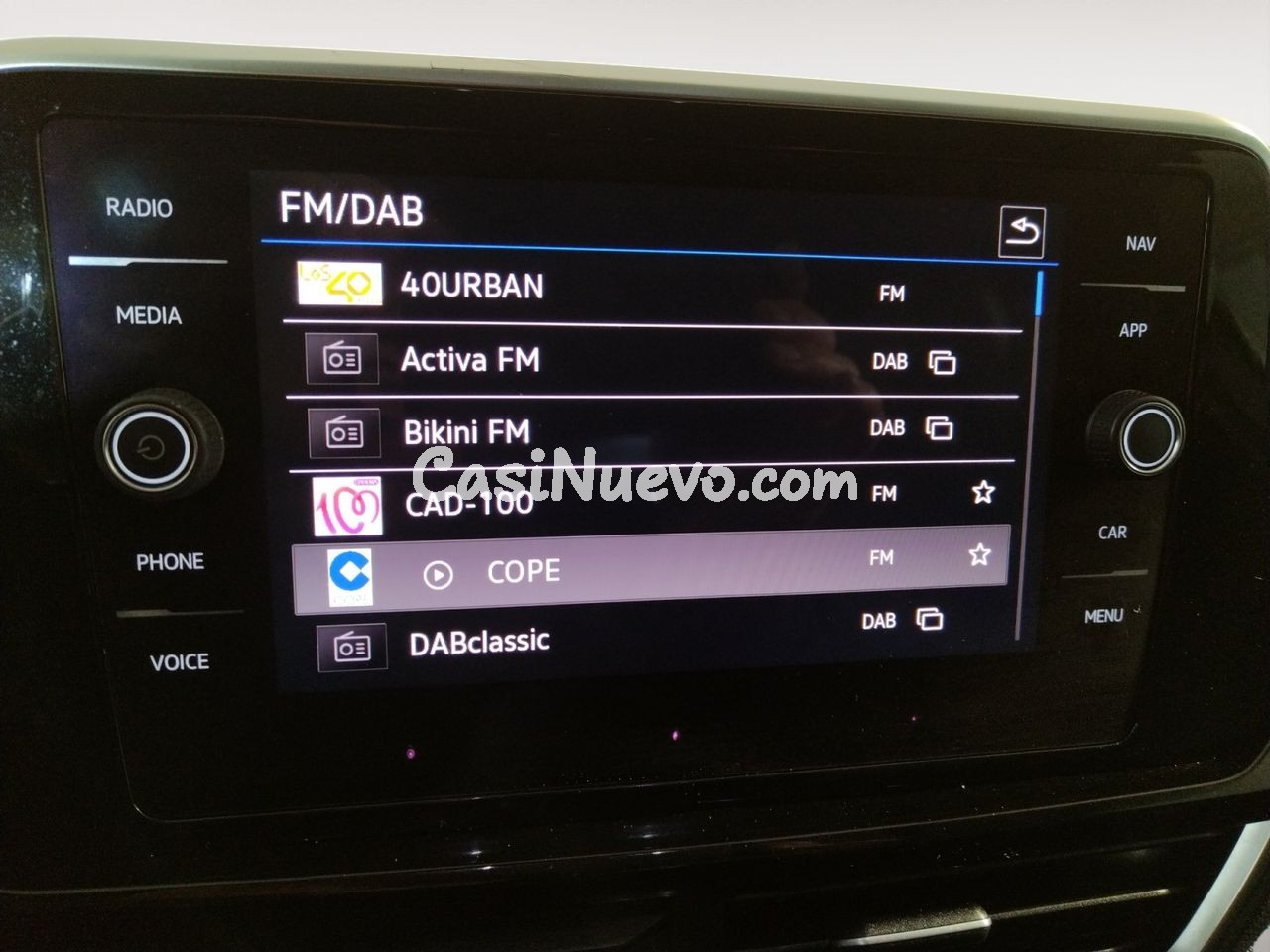 Volkswagen T-Roc R-Line - foto 16