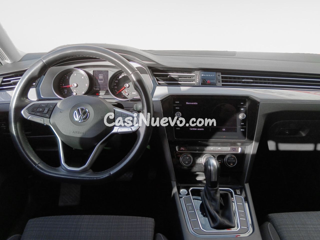 Volkswagen Passat Executive - foto 7