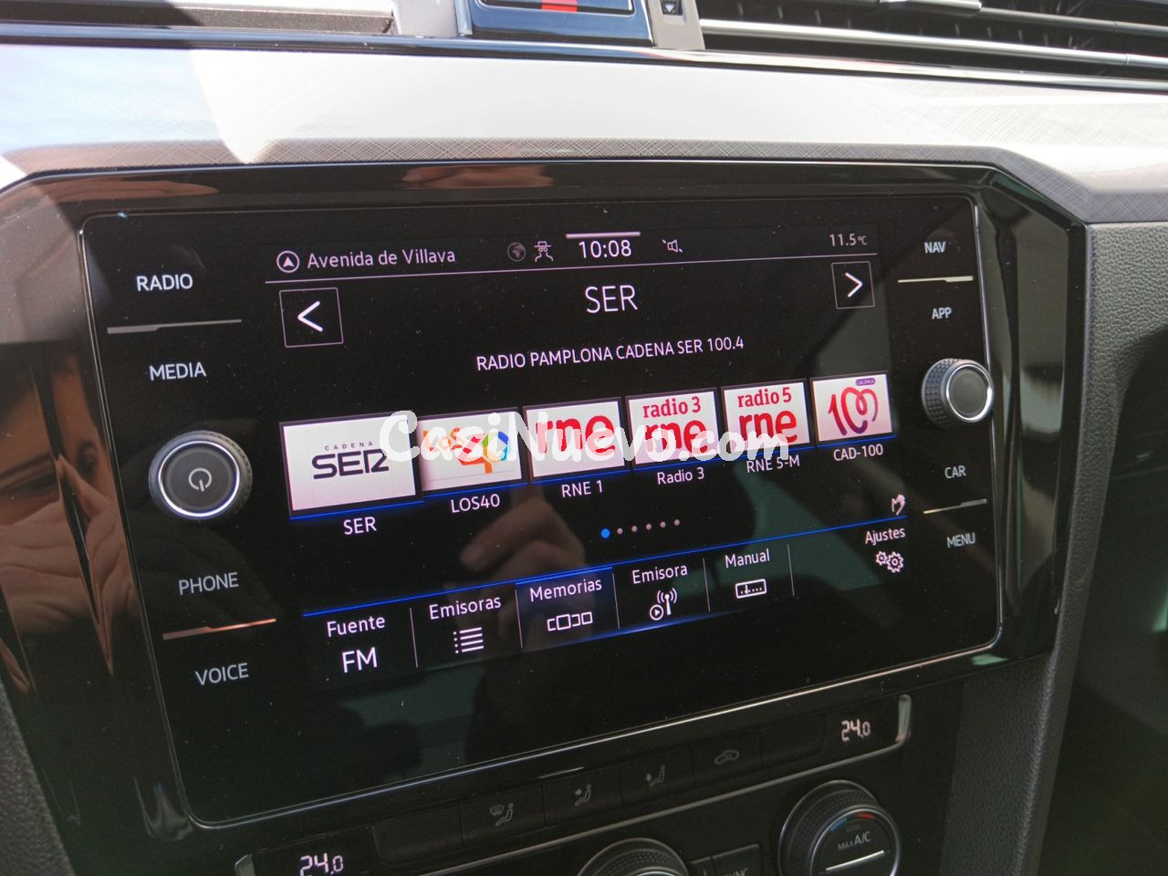 Volkswagen Passat Executive - foto 18