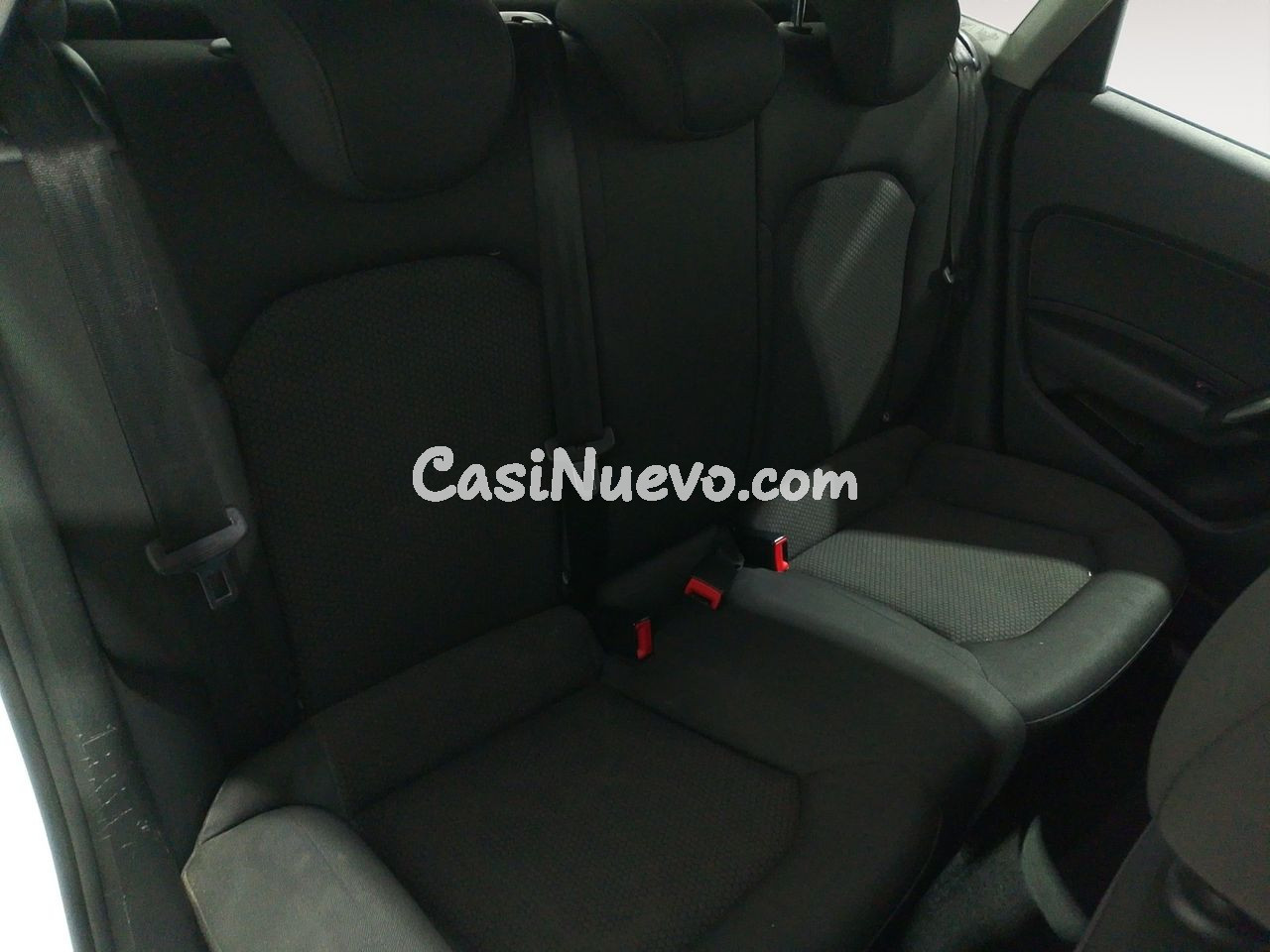 Audi A1 Attraction - foto 10