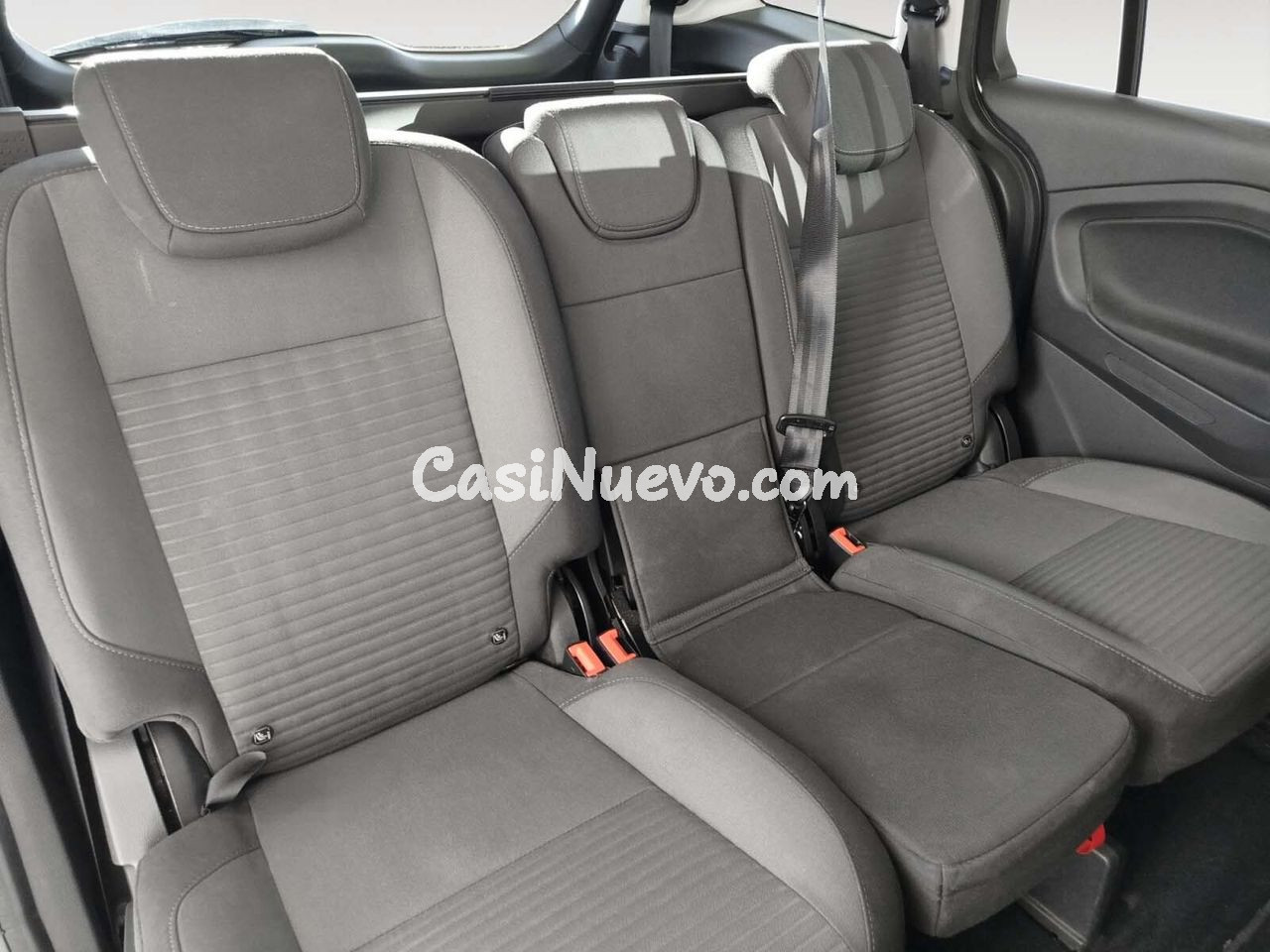 Ford Grand C-MAX Titanium - foto 10