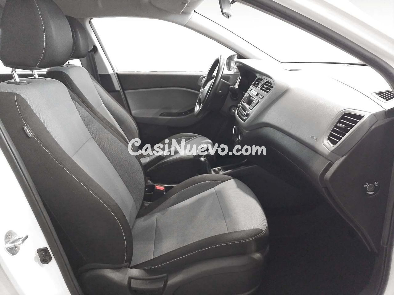 Hyundai i20 Active - foto 11