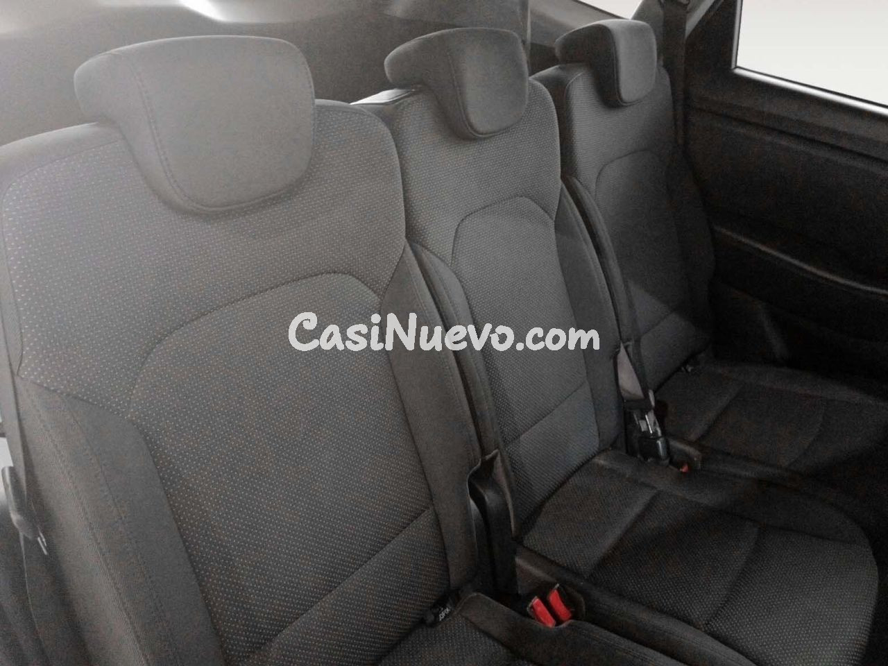 Kia Carens 1.6 GDI - foto 10