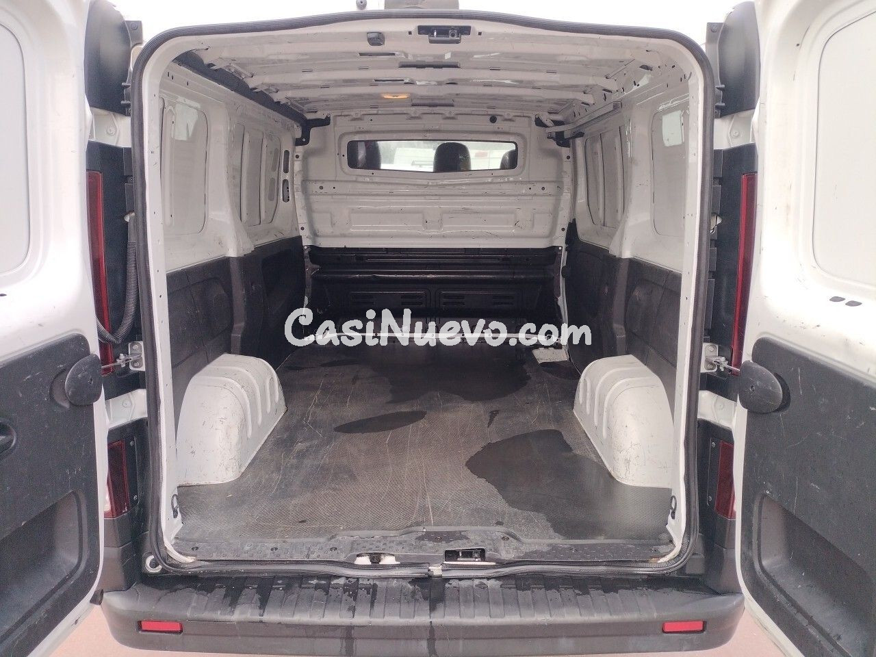 Opel Vivaro FURGON 1.6 CDTI 100 - foto 6