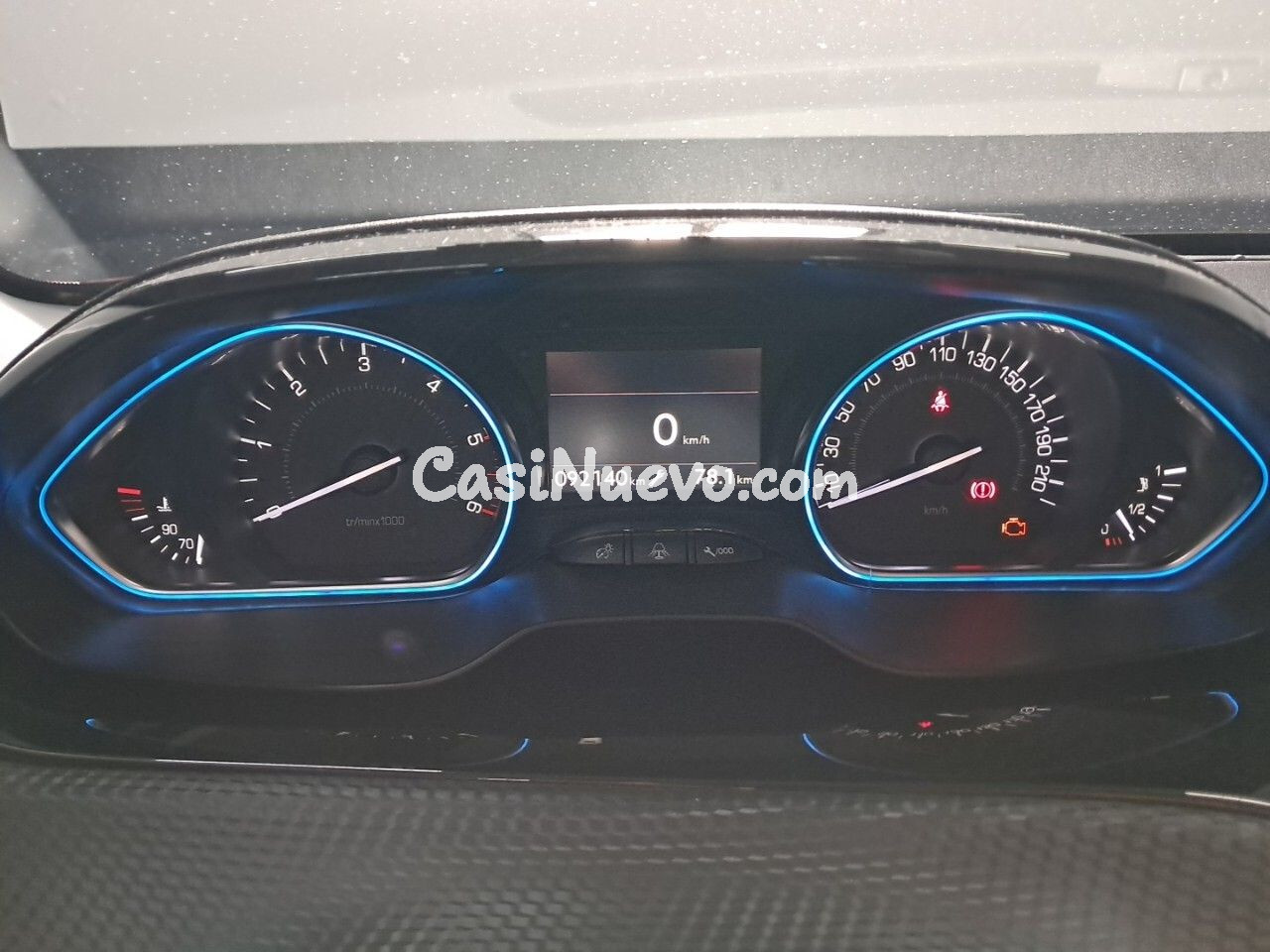 Peugeot 2008 Allure 1.6 BlueHDi 73KW (100CV) - foto 8