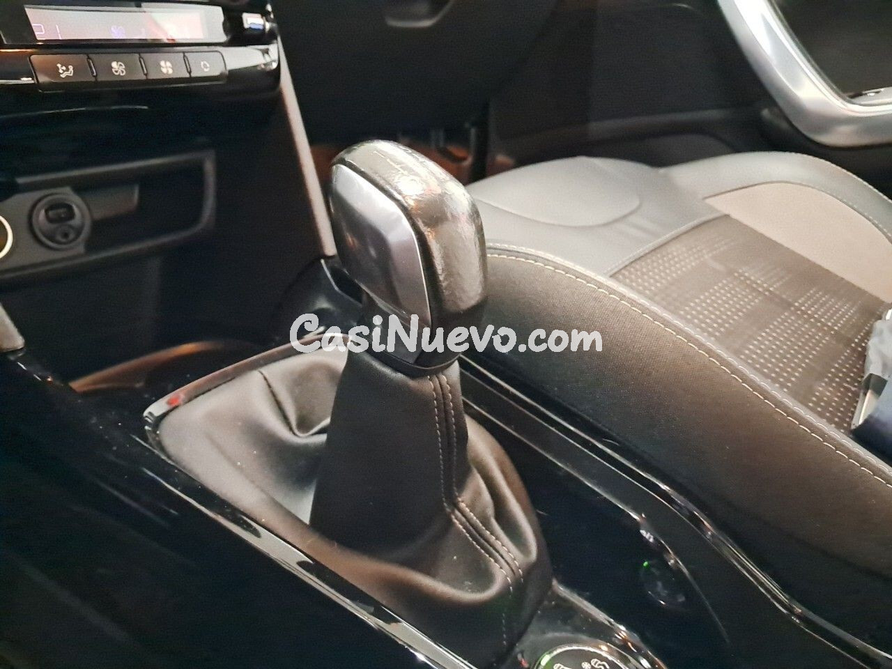 Peugeot 2008 Allure 1.6 BlueHDi 73KW (100CV) - foto 18