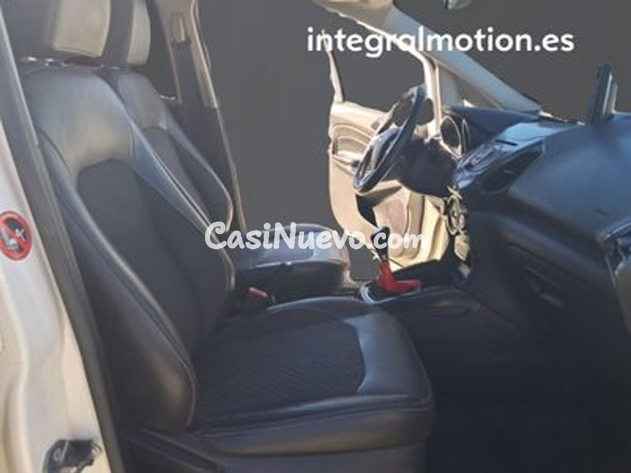 Ford Ecosport 1.5 TDCi 95cv Titanium - foto 8