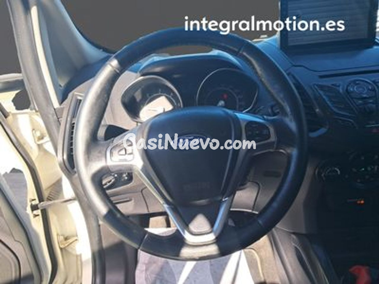 Ford Ecosport 1.5 TDCi 95cv Titanium - foto 10